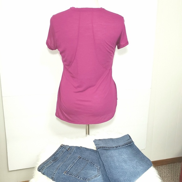 Athletic Works Cranberry T-Shirt with Side Slits - Picture 4 of 7